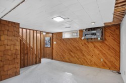 Family Room - 