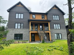 873 Rue Émond Mont-Tremblant, QC J8E 2W5