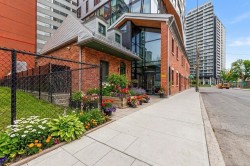 1102-175 Rue de la Montagne Montréal (Le Sud-Ouest), QC H3C 2A6