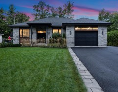70 Rue Brodeur Saint-Jean-Sur-Richelieu, QC J2W 2C4