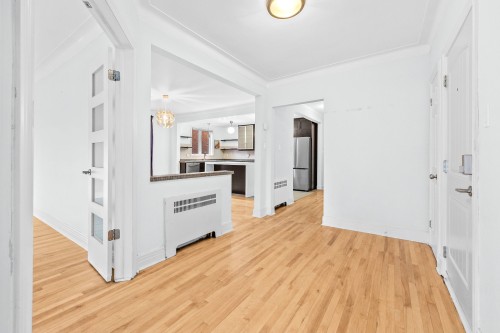 4942 Av. Dornal , Montréal (Côte-des-Neiges/Notre-Dame-de-Grâce), QC H3W 1W2 4