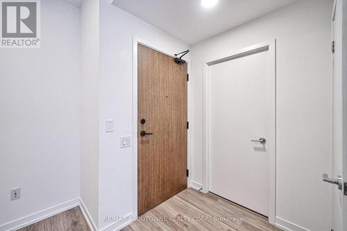 3603 - 4065 CONFEDERATION PARKWAY , Mississauga, Ontario L5B 0L4 3