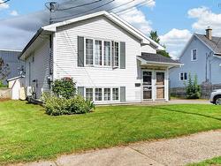 52 Richardson Street Avenue Sydney, NS B1S 2Z2