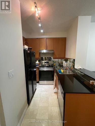 2008 - 300 BLOOR STREET E , Toronto, Ontario M4W 3Y2 2