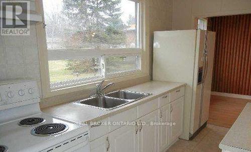 41 WESTWOOD LANE , Richmond Hill, Ontario L4C 6X6 5