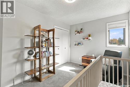 1122 Hurley Way, Saskatoon, SK 