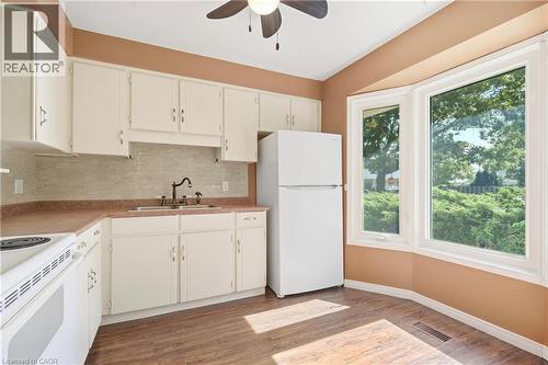 75 VENTURA Drive Unit# 1 , St. Catharines, Ontario L2R 7J7 2
