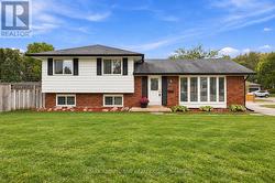 340 DUNCOMBE DRIVE  Burlington, ON L7L 4M1