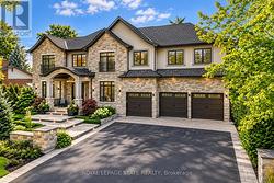 100 SENECA DRIVE  Hamilton, ON L9G 3B8