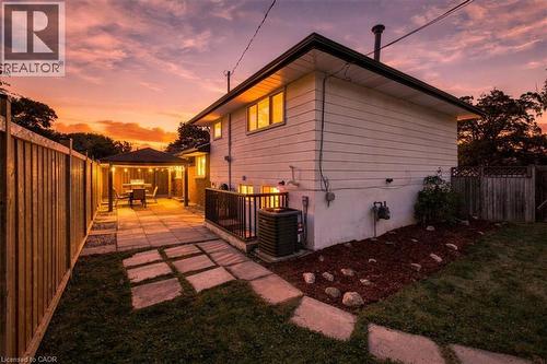 340 Duncombe Drive, Burlington, ON 