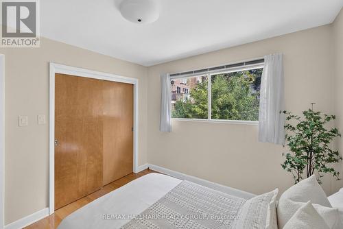 811 Iroquois Road, Ottawa, ON 