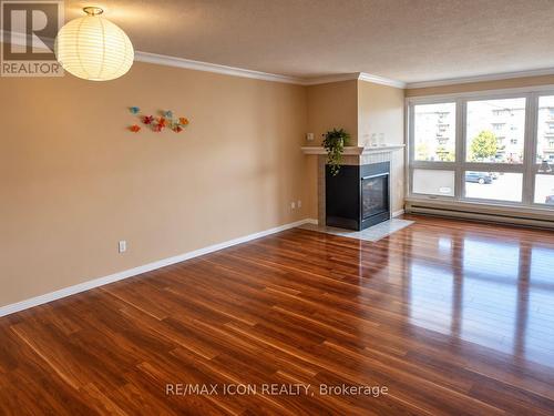 308 - 5 JACKSWAY CRESCENT , London North (North G), Ontario N5X 3T6 3