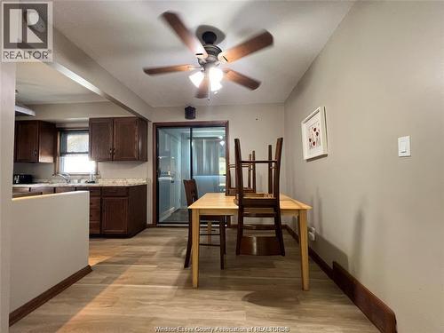2550 Windermere , Windsor, Ontario N8W 2T4 5