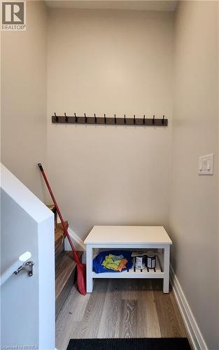 404 NELSON Street Unit# Lower Unit , Brantford, Ontario N3S 4E8 2