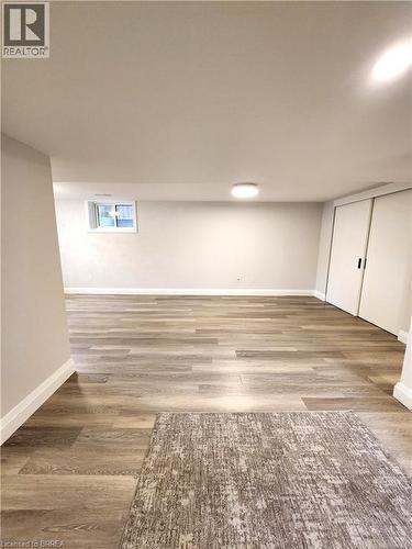 404 NELSON Street Unit# Lower Unit , Brantford, Ontario N3S 4E8 5