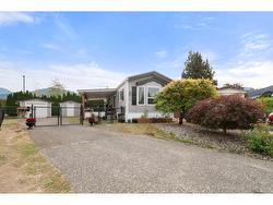 82 6338 VEDDER ROAD|Sardis South Chilliwack, BC V2R 3R3
