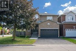 2485 BLUE HOLLY CRESCENT Oakville, ON L6M 4V4