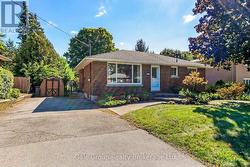 224 FIFTH AVENUE Woodstock (Woodstock - South), ON N4S 2G1