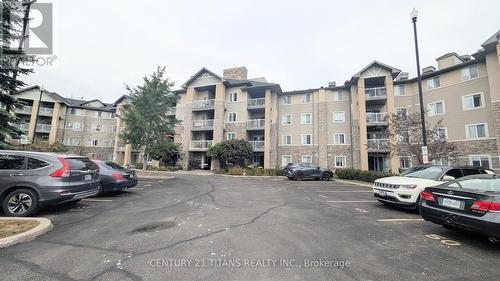 115 - 684 WARDEN AVENUE  Toronto, ON M1L 4W4
