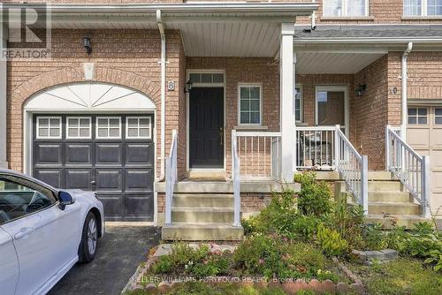 8 GATEWAY COURT , Whitby, Ontario L1R 3M9 4