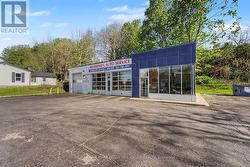 222 BLAKE STREET  Barrie, ON L4M 1K3