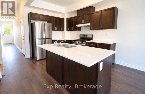 39 LINCOLN DRIVE , Belleville (Belleville Ward), Ontario K8N 0T7 5
