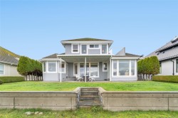 1765 Admiral Tryon Blvd  French Creek, BC V9P 2V2