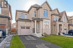 51 TEMPLE AVENUE East Gwillimbury, ON L9N 0P2