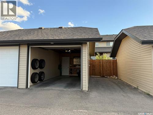 202 Maningas Bend, Saskatoon, SK 