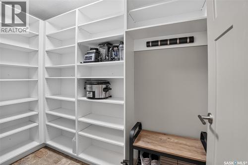 202 Maningas Bend, Saskatoon, SK 