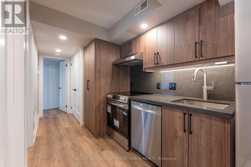 2 - 352 JONES AVENUE , Toronto, Ontario M4J 3G3 2