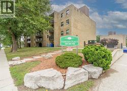140 Park AVENUE East Unit# 211 Chatham, ON N7M 3V6