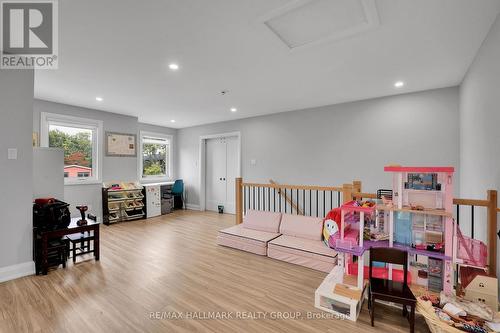1233 Whitmore Avenue, Ottawa, ON 