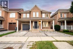 2276 FAIRMOUNT Drive Oakville, ON L6M 5J6