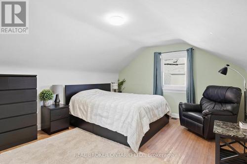 363 Lawrence Avenue, Kitchener, ON 