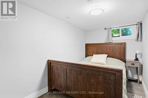 363 Lawrence Avenue, Kitchener, ON 
