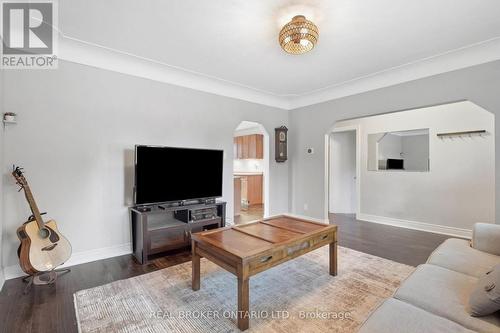 363 Lawrence Avenue, Kitchener, ON 