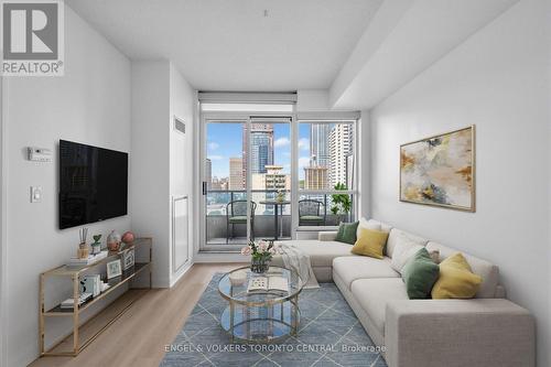 1101 - 500 SHERBOURNE STREET  Toronto, ON M4X 1L1