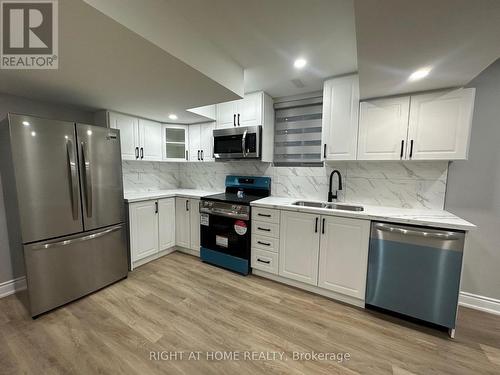 LOWER - 906 FARMSTEAD DRIVE , Milton, Ontario L9T 8J5 3