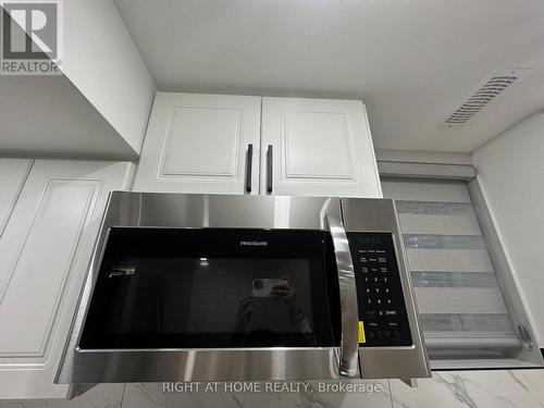 LOWER - 906 FARMSTEAD DRIVE , Milton, Ontario L9T 8J5 5