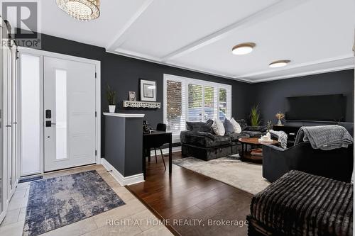493 Forestwood Crescent, Burlington, ON 