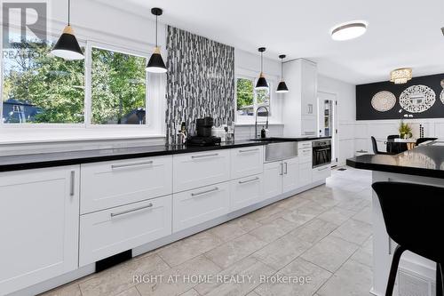 493 Forestwood Crescent, Burlington, ON 