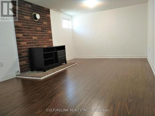 BSMT - 30 ROCKPORT CRESCENT , Richmond Hill, Ontario L4C 2L6 2
