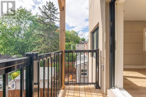 3 - 352 JONES AVENUE , Toronto, Ontario M4J 3G3 2