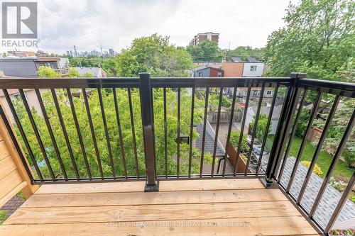 4 - 352 JONES AVENUE , Toronto, Ontario M4J 3G3 4