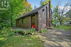 6701 LORD NELSON STREET Ottawa, ON K0A 2E0