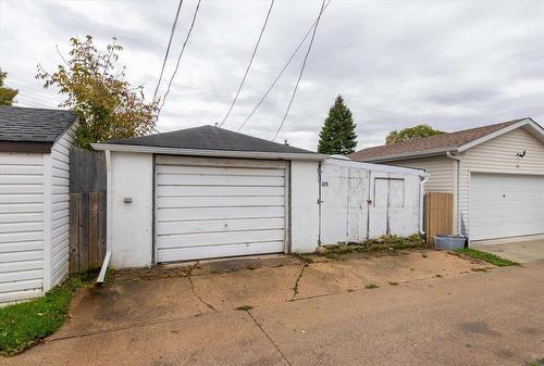 429 Bowman Avenue, Winnipeg, MB 
