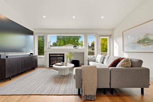 7 857 Waverley Street, Winnipeg, MB 