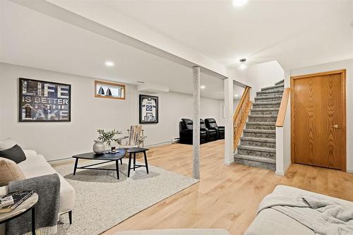 7 857 Waverley Street, Winnipeg, MB 