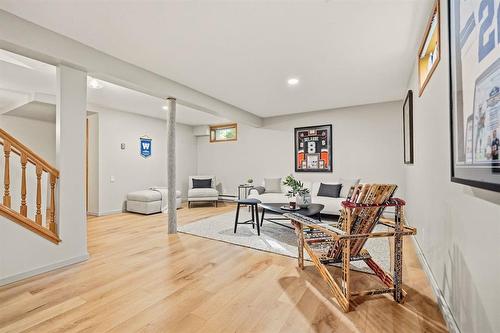 7 857 Waverley Street, Winnipeg, MB 